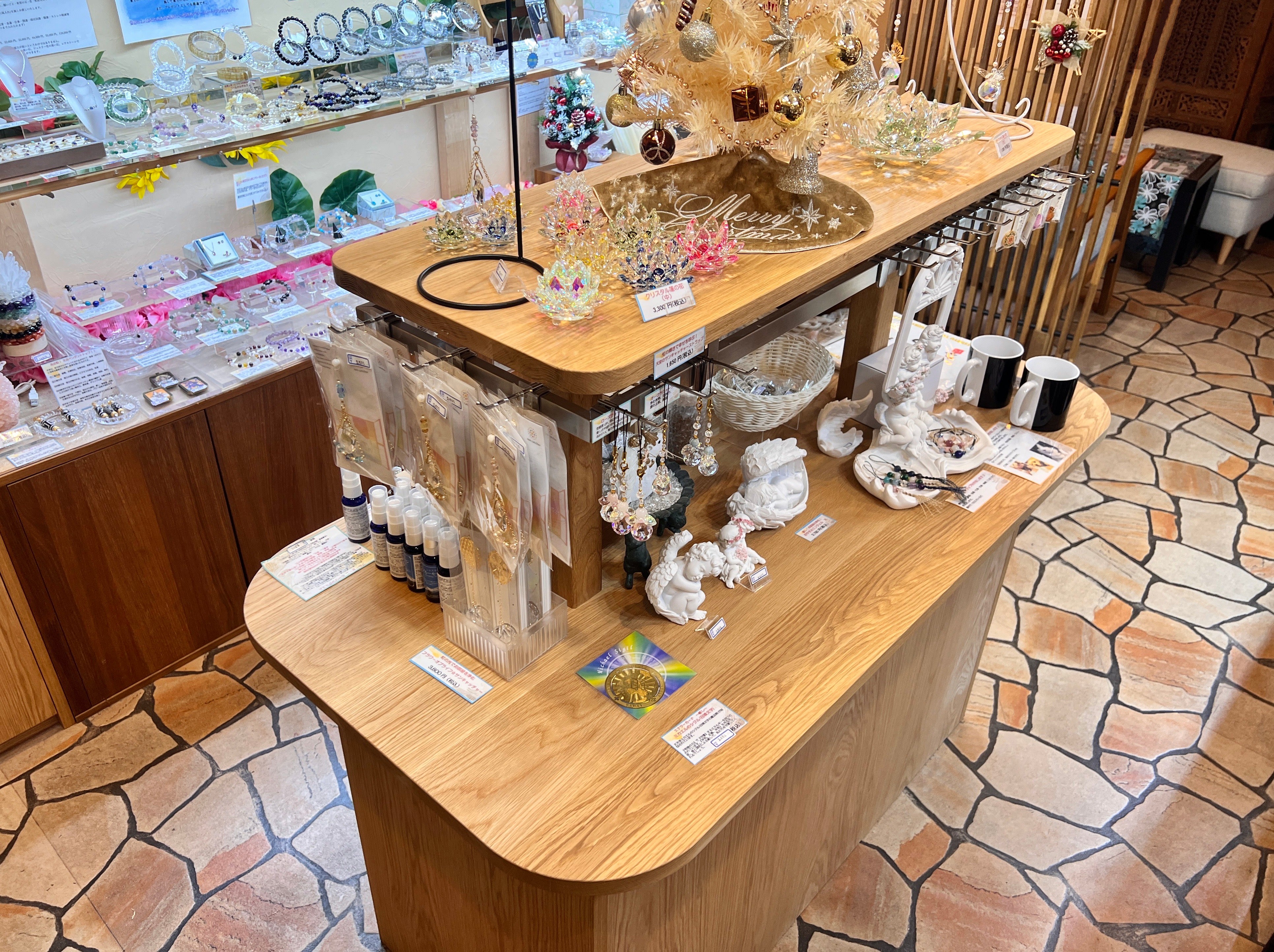 TSURYU-鶴龍-』大容量ディスプレイラック – オーダーメイド家具のKIJIN