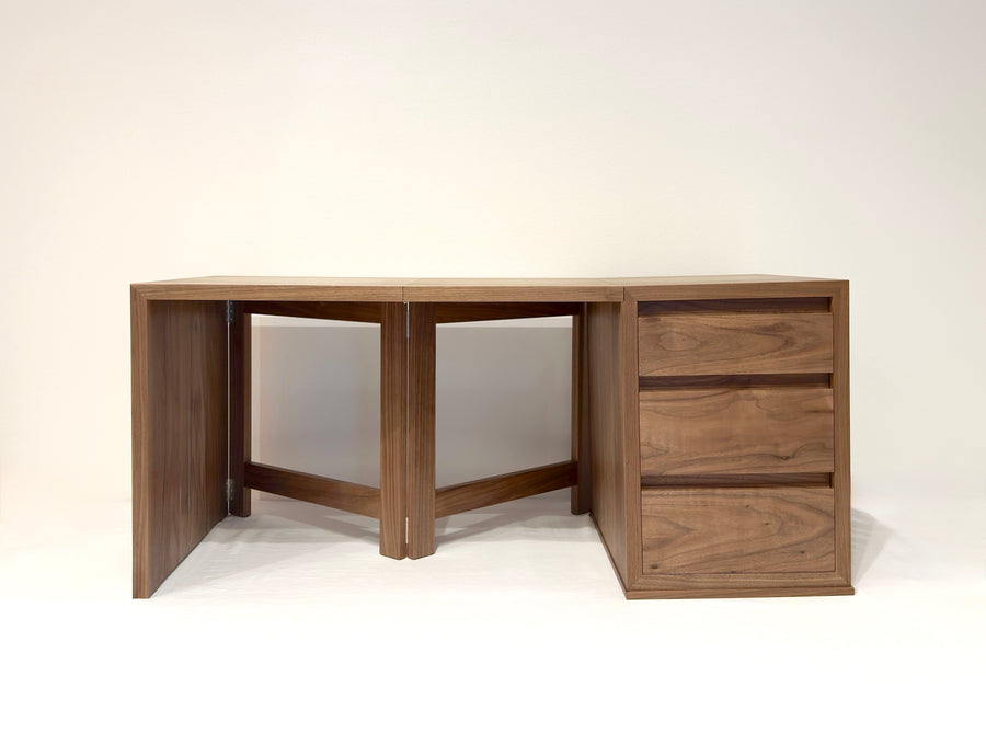 折りたたみ化粧台。開いた状態。オーダーメイド家具事例写真。