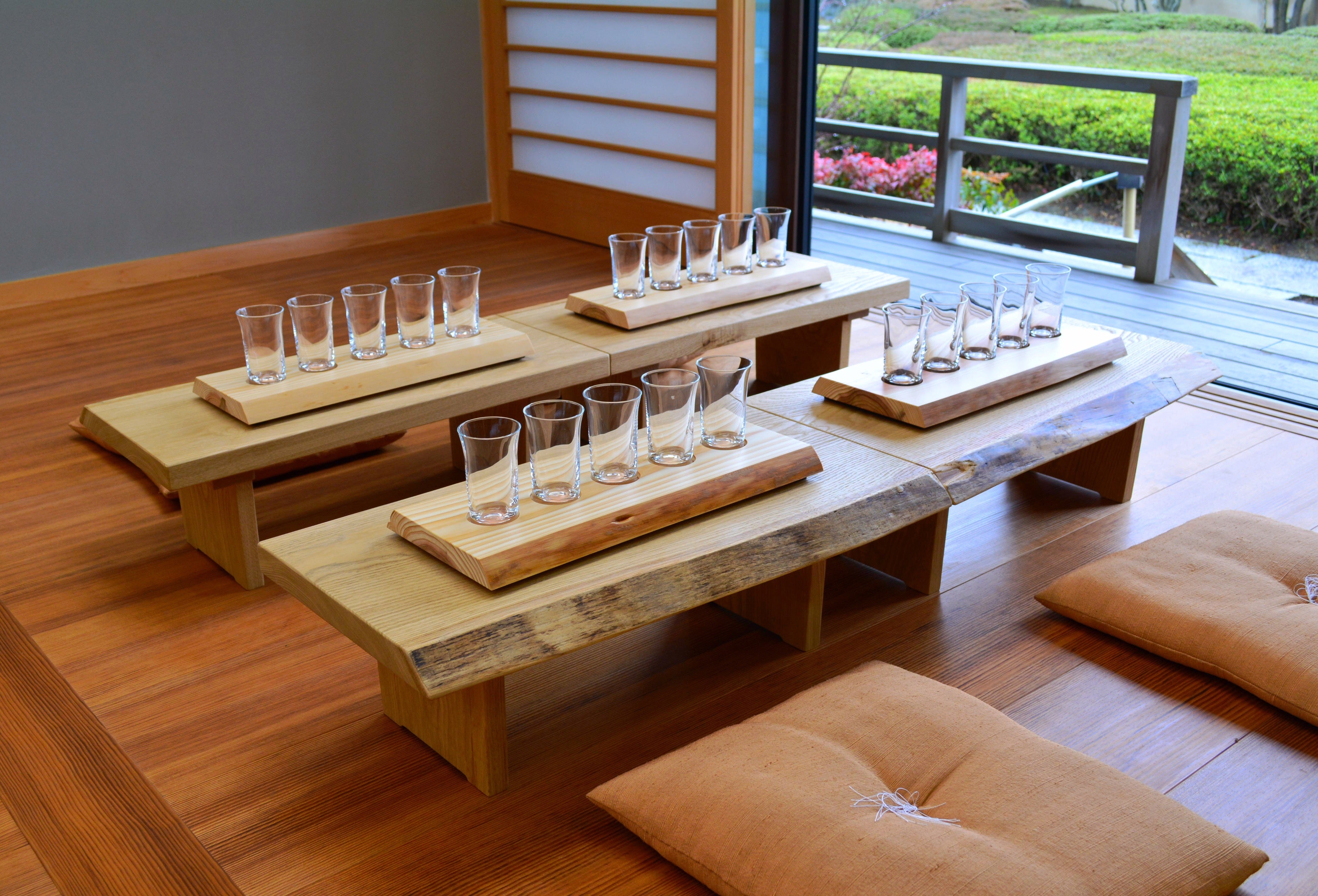 座卓。屋内から。別アングル。オーダーメイド家具事例写真。