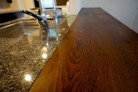 キッチンのサイズにぴったり！ナラのカウンターテーブル