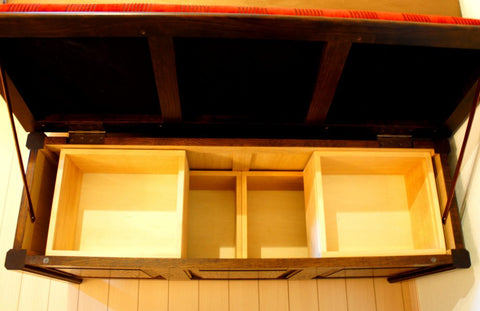 高級ホテル仕様のアンティーク調ベッドフットベンチ