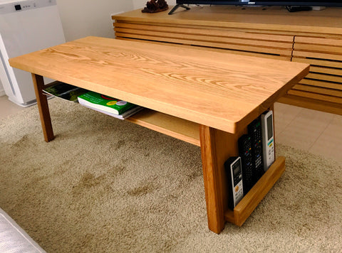 天板の上にモノを置かない。収納付きセンターテーブル