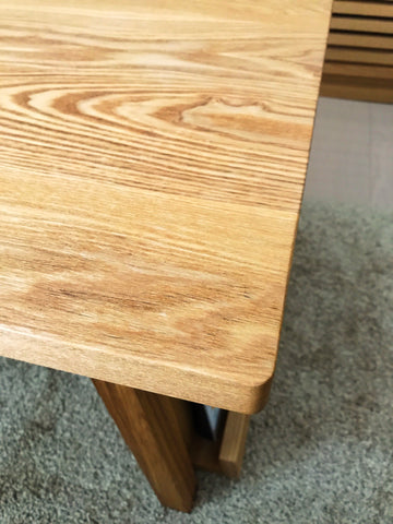 天板の上にモノを置かない。収納付きセンターテーブル