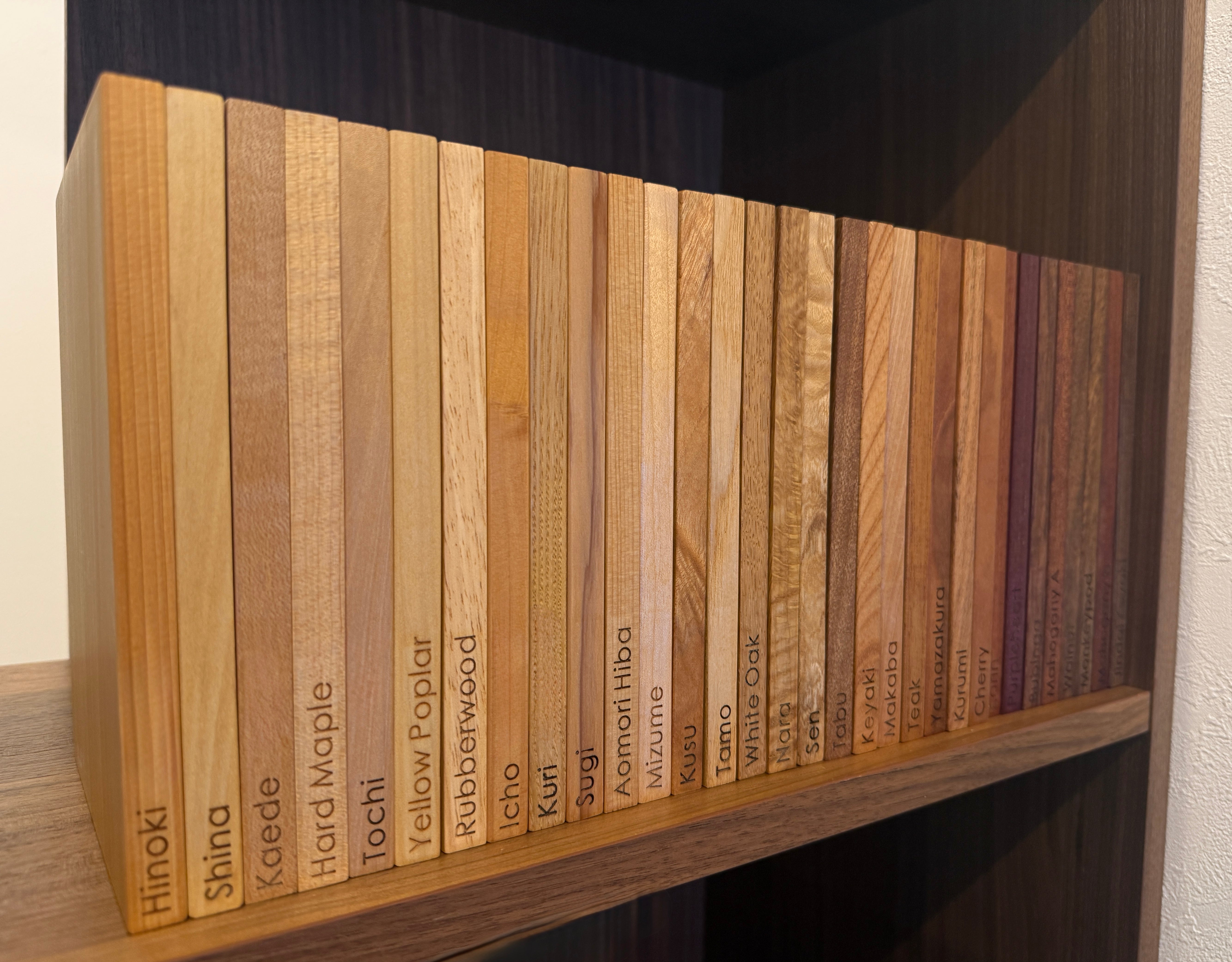 板サンプルの一覧。